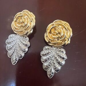 NEW Elegant Gold and Silver Rose Leaf Earrings